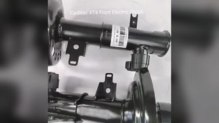 Penggantian Strut Shock Absorber Depan Cadillac XT4