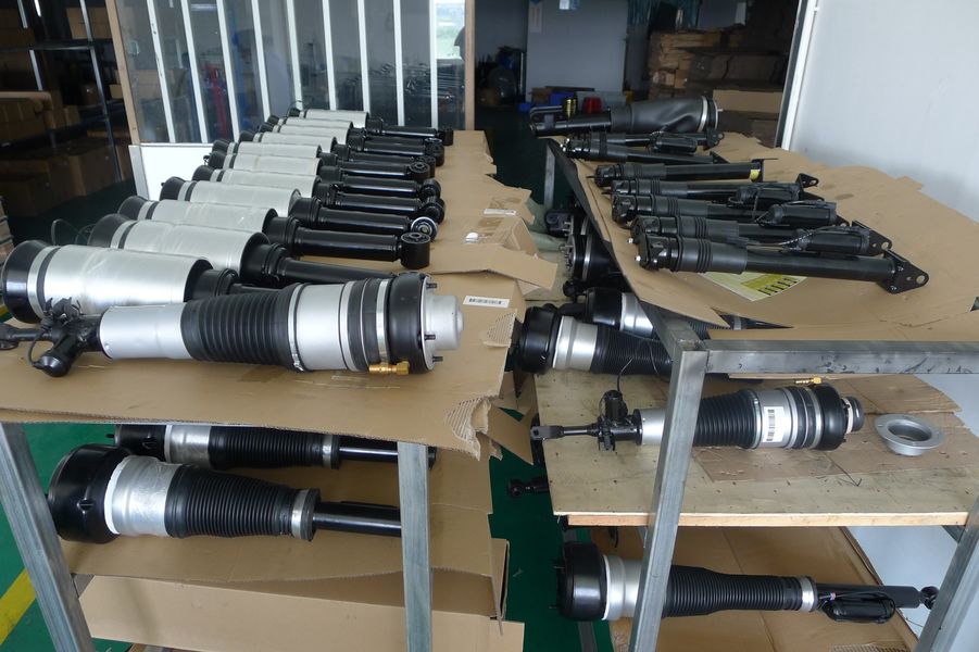 Guangzhou Jovoll Auto Parts Technology Co., Ltd. lini produksi pabrikan
